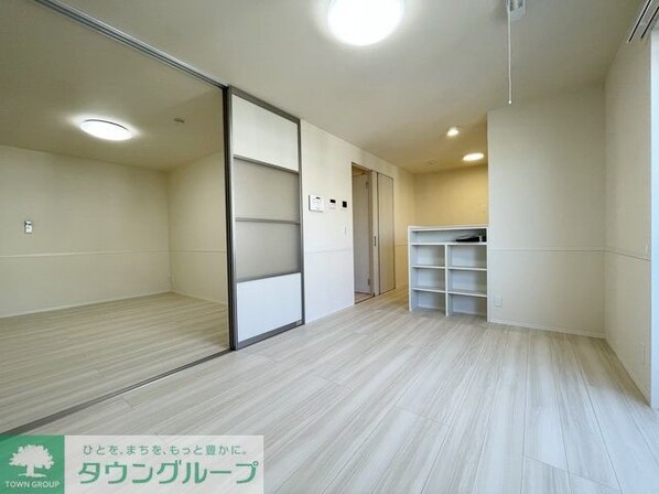 メゾンクレセントII八田の物件内観写真